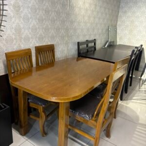 Heritage Woodcraft Dining Set