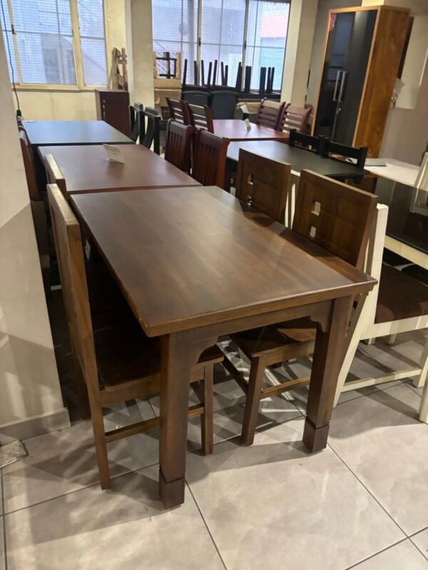 Light Brown 4-Seater Dining Table Set